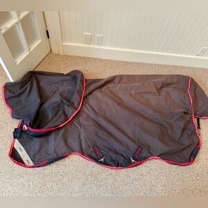 Used Horse Horseware Ireland Amigo Bravo 12 Medium Turnout Blanket 72”